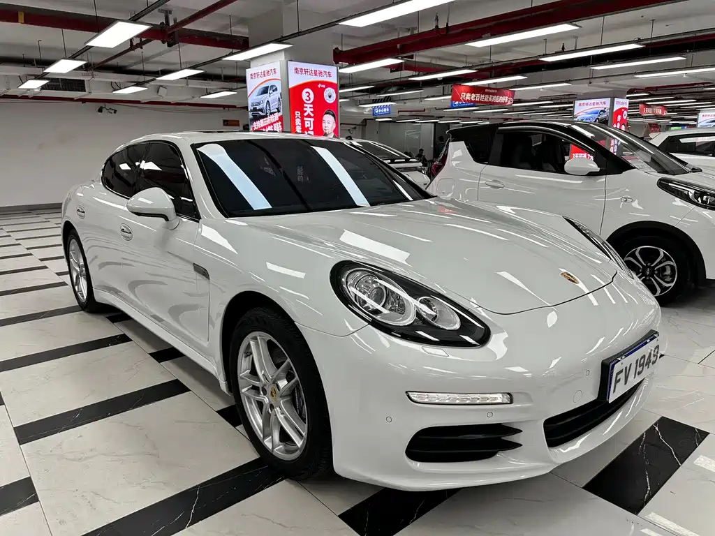 Porsche Panamera — миниатюра 44