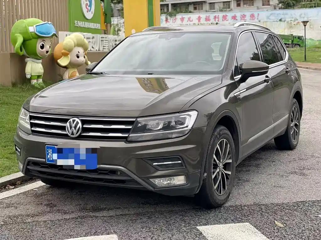 Volkswagen Tiguan L