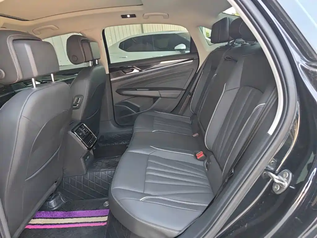 Volkswagen Passat — миниатюра 17