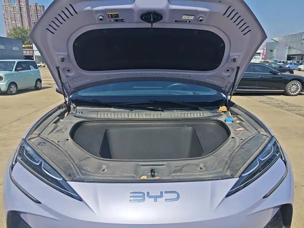 BYD Sealion 07 EV — миниатюра 20