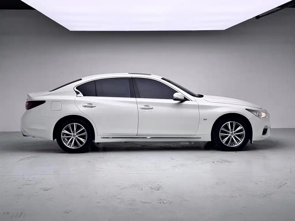 Infiniti Q50L — миниатюра 8