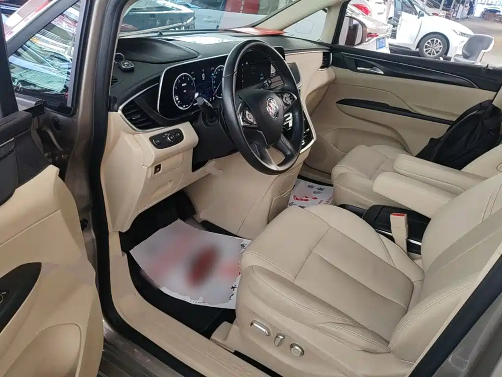 Buick GL8 — миниатюра 16