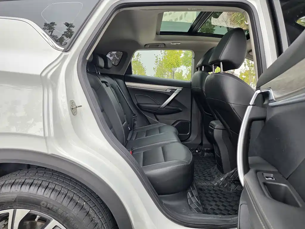 GEELY AUTOMOBILE BINYUE