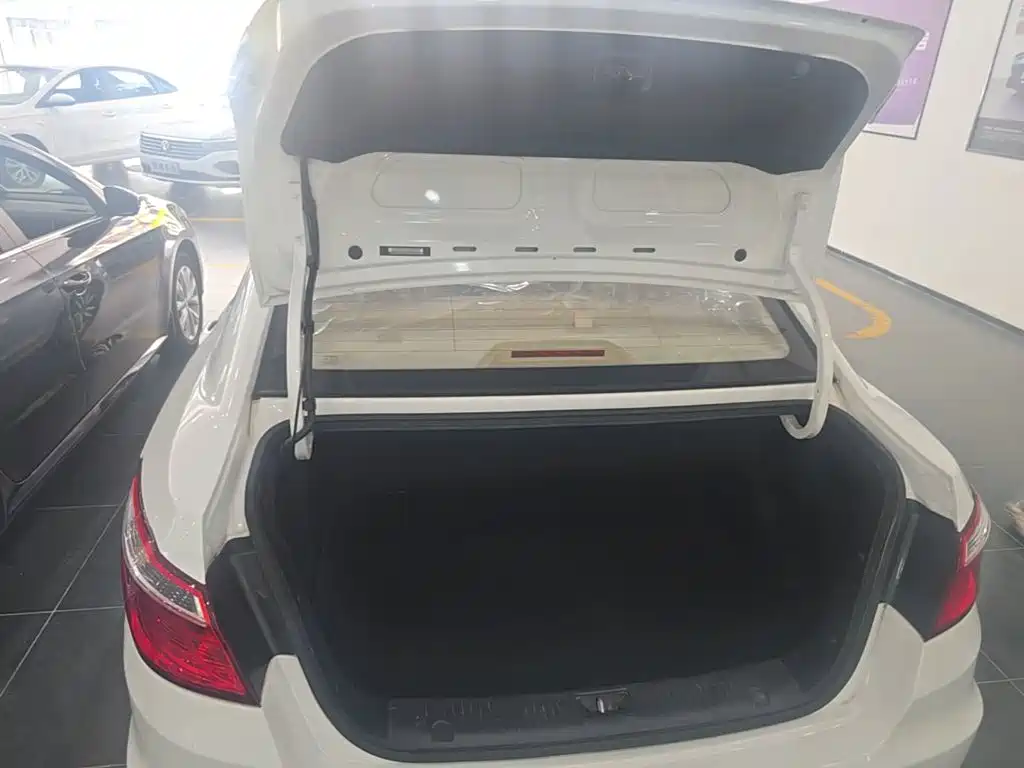 Changan Eado — миниатюра 19