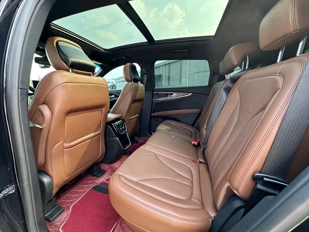 Lincoln Nautilus 2021 2.0T