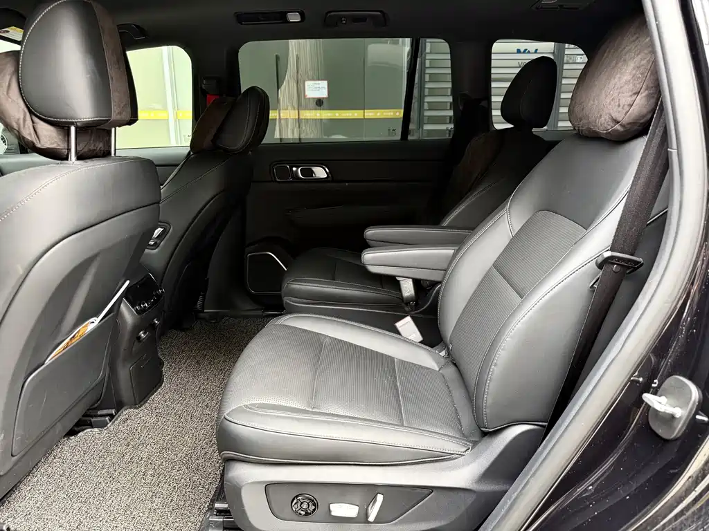 Li Auto Li ONE — миниатюра 11