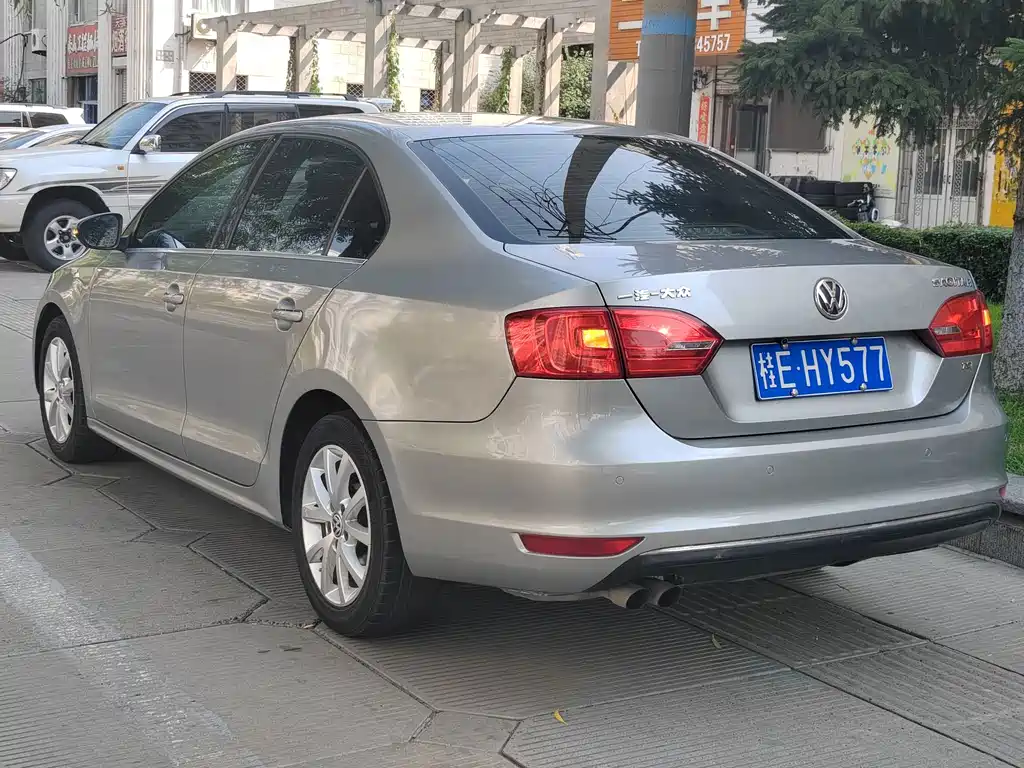 Volkswagen Sagitar — миниатюра 4