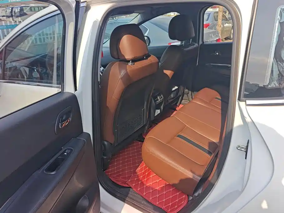 Peugeot 3008 — миниатюра 11