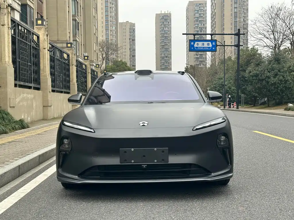 NIO NIO ET5T