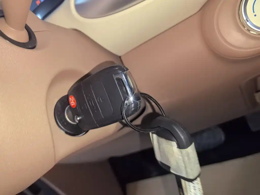 Wuling MINIEV — миниатюра 9