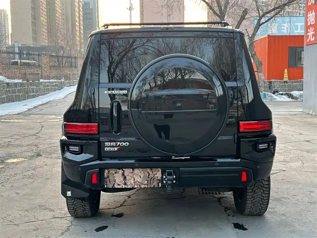 TANK TANK 700 NEW ENERGY