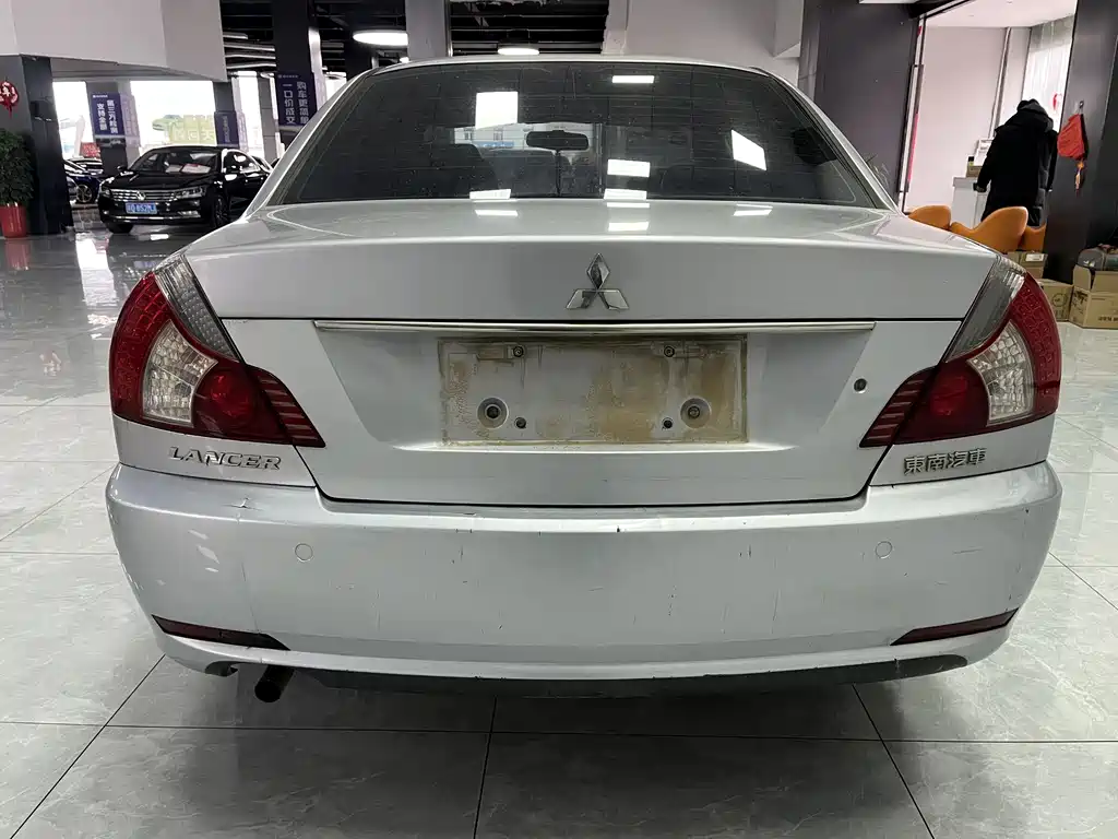 Mitsubishi Лэнс. — миниатюра 7