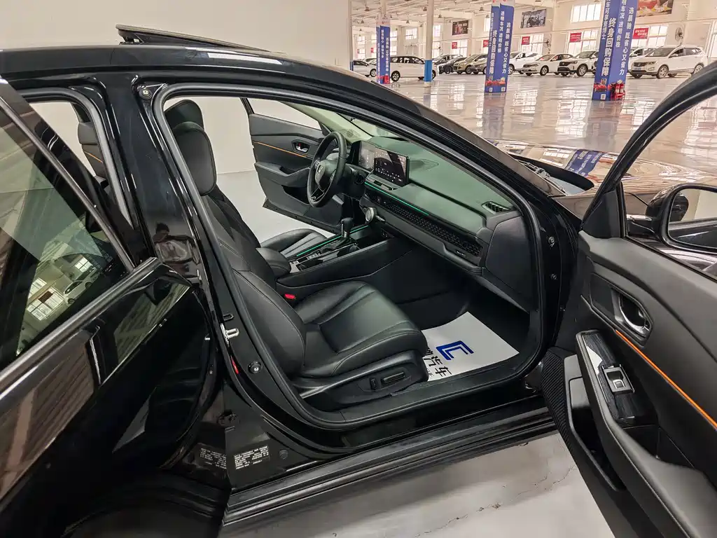 Honda Accord — миниатюра 9