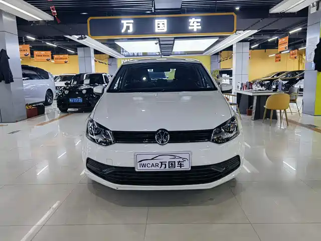 VOLKSWAGEN POLO 2019