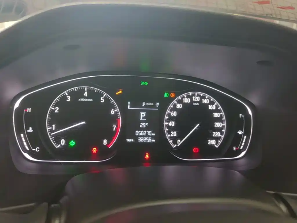 Honda Accord — миниатюра 12