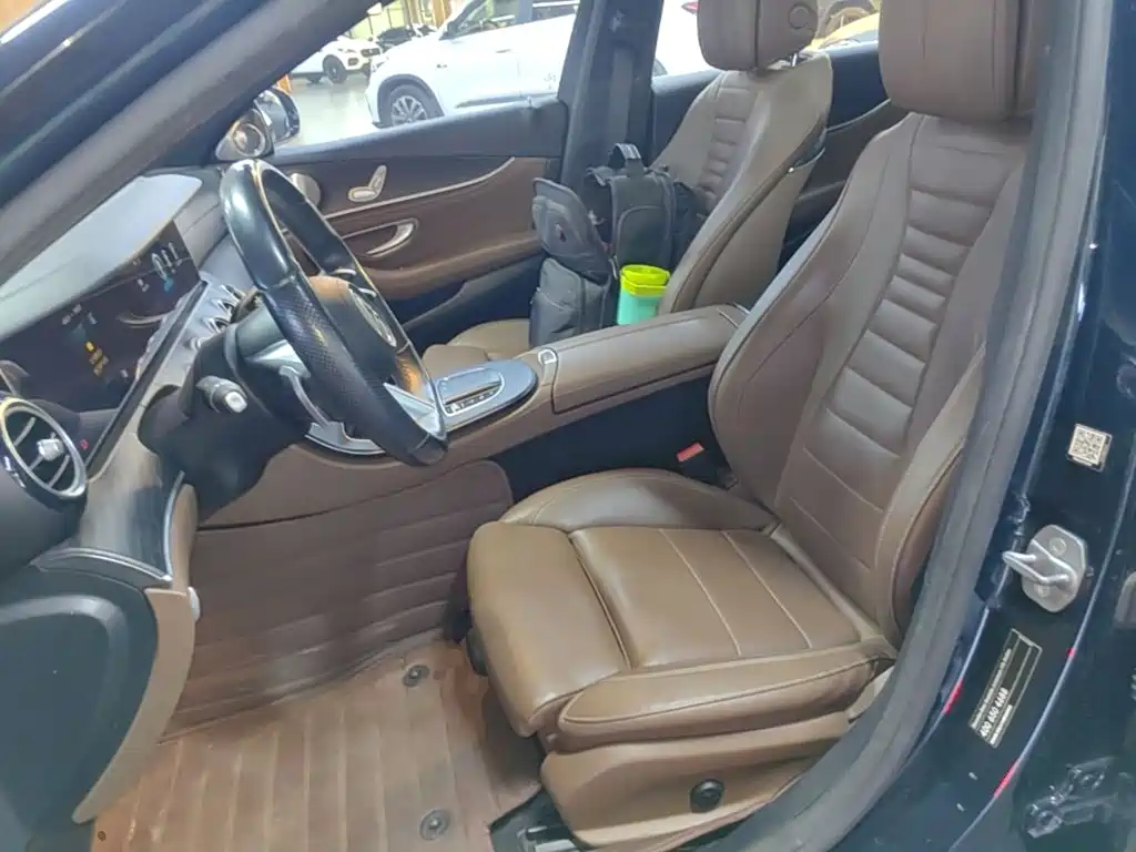 Mercedes-Benz E-Class — миниатюра 15