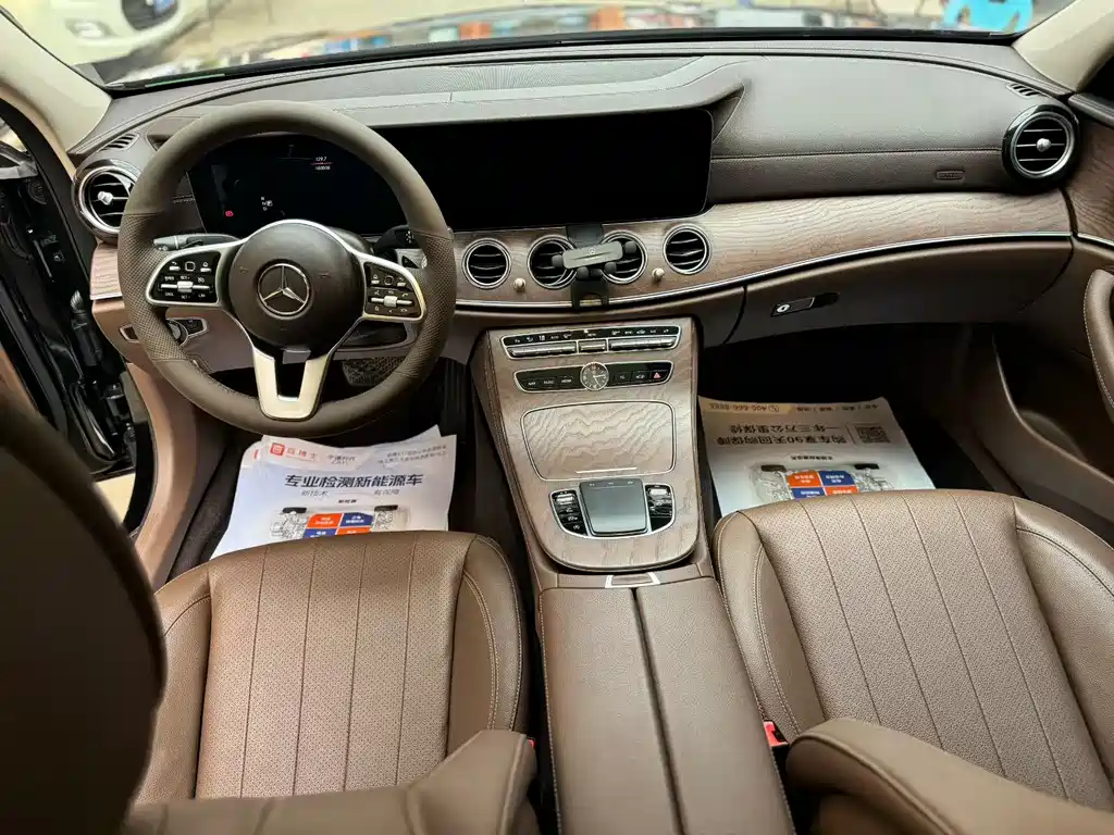 Mercedes-Benz E-Class E 2020 E 300 L Fashion
