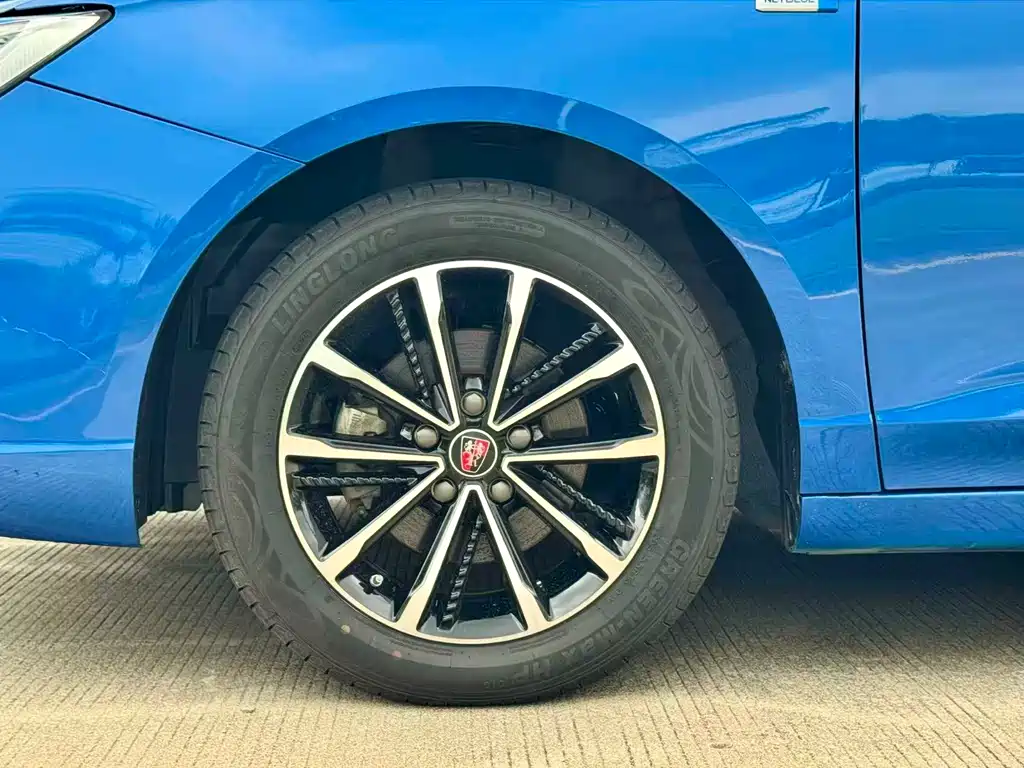 Roewe i5 2020 1.5L AT 4G Flagship