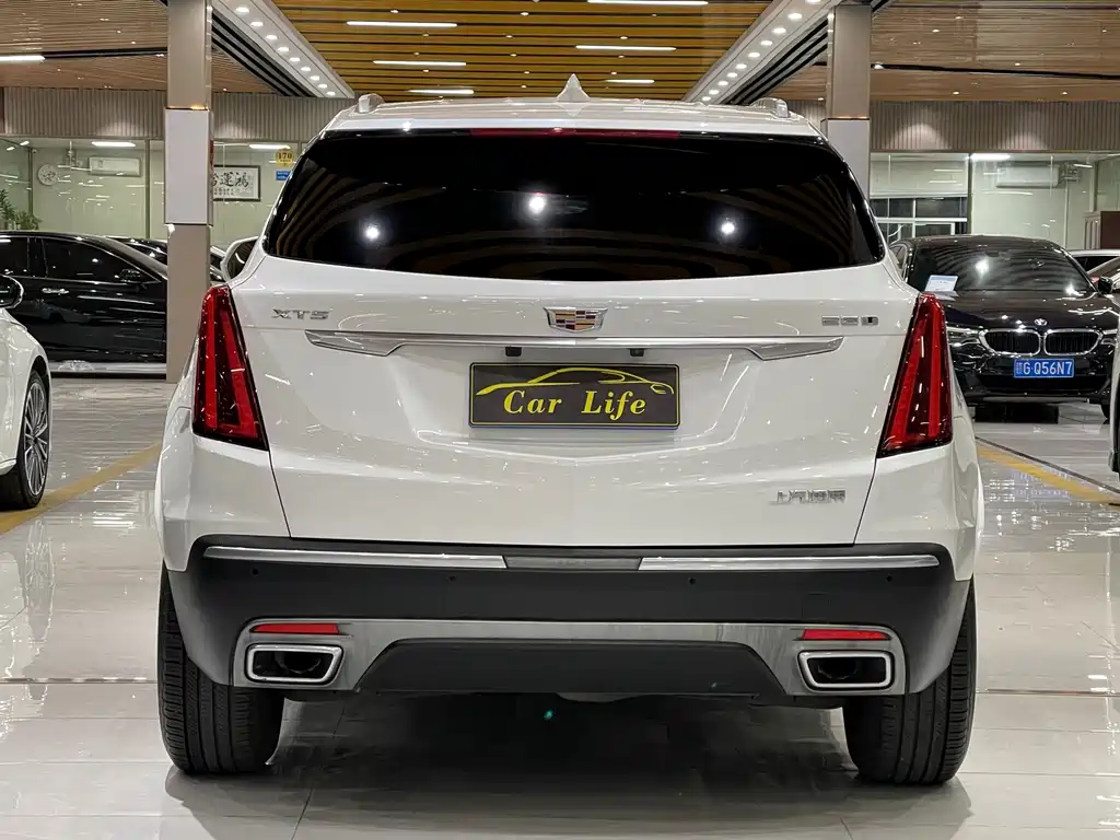 CADILLAC XT5