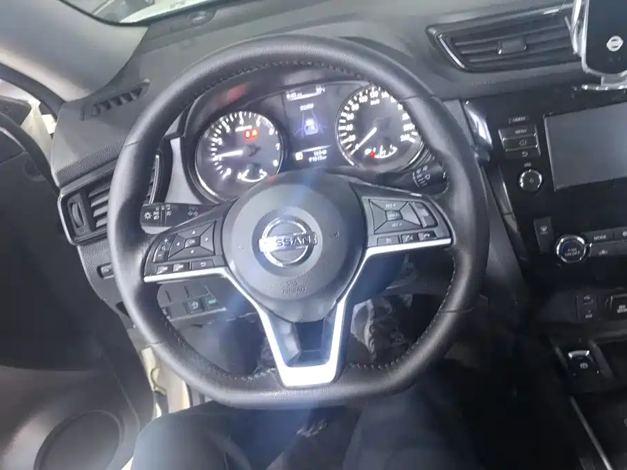 Nissan X-Trail — миниатюра 15