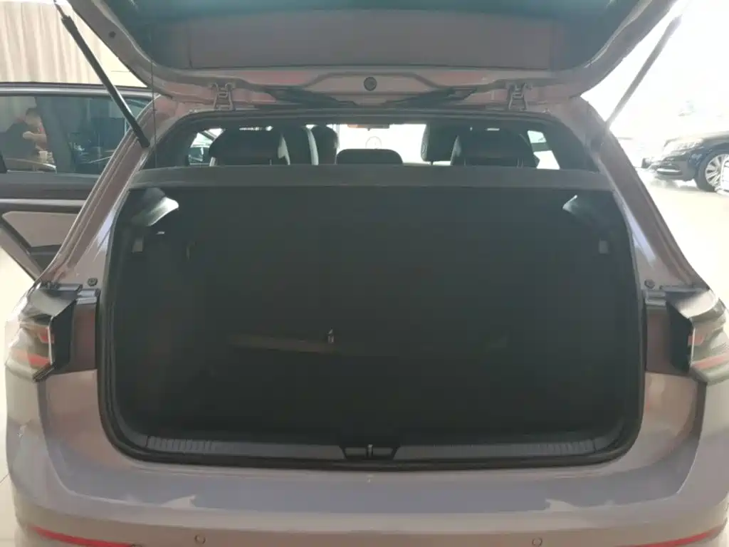 Volkswagen Golf — миниатюра 19