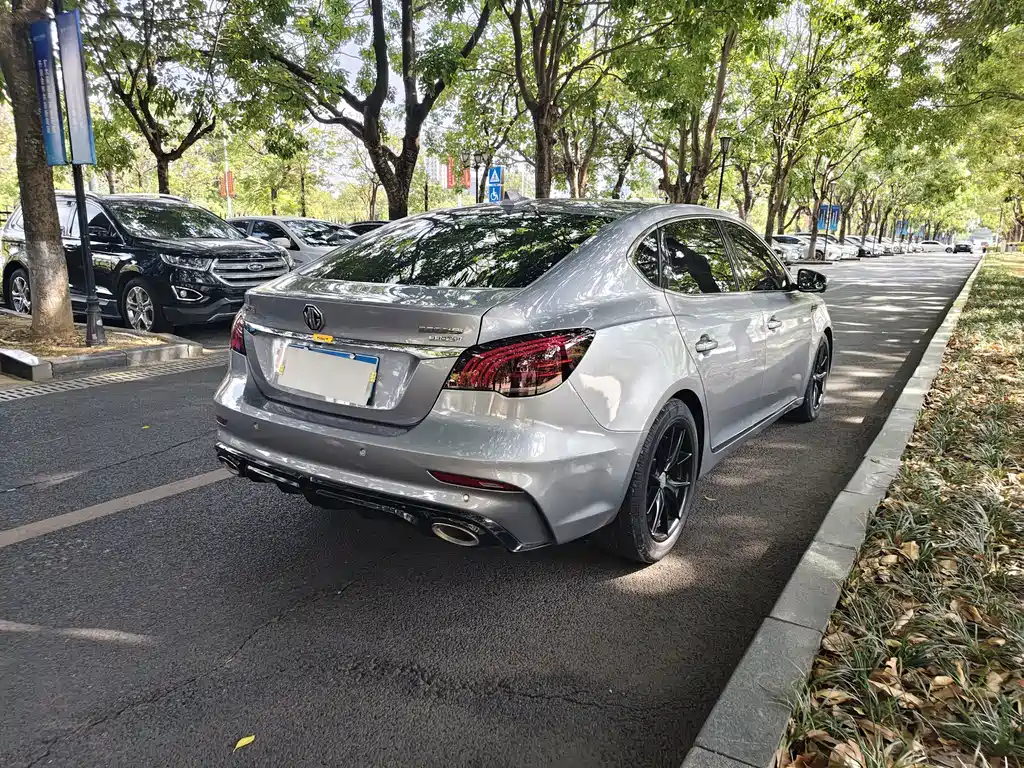 MG MG6 — миниатюра 14