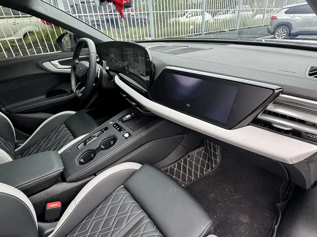 Audi Audi A5L — миниатюра 25