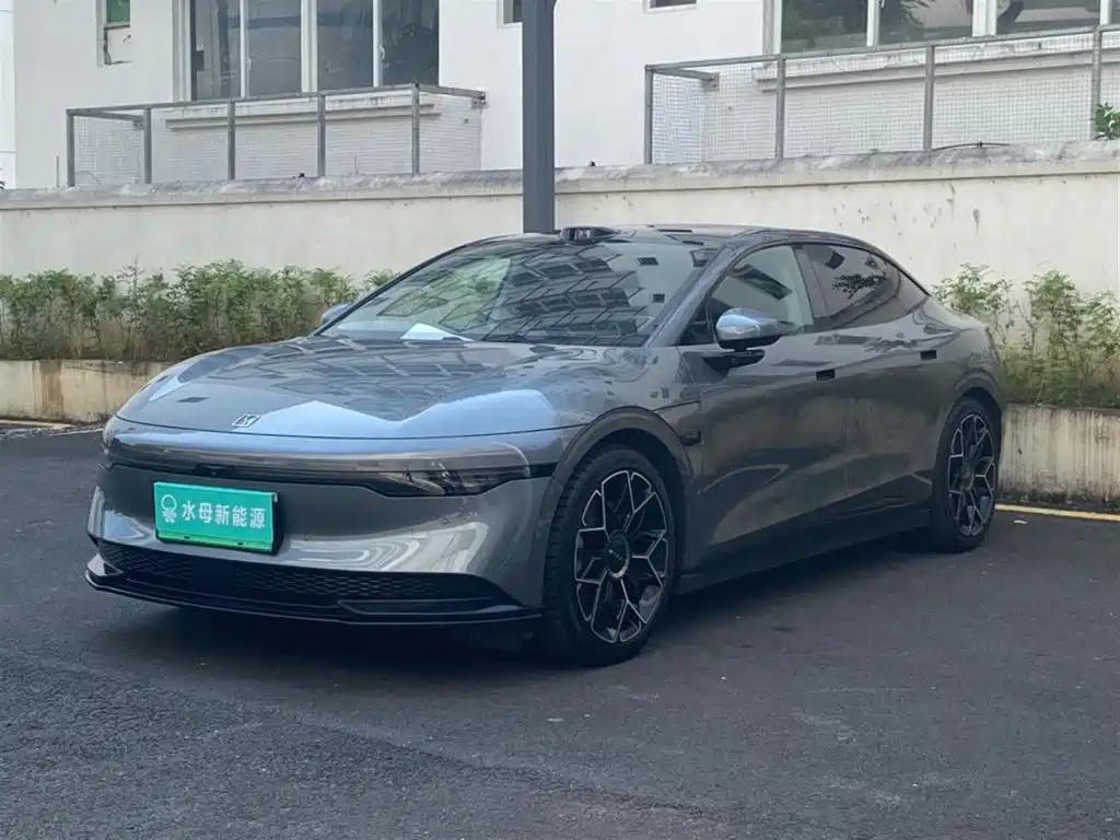 Zeekr 007