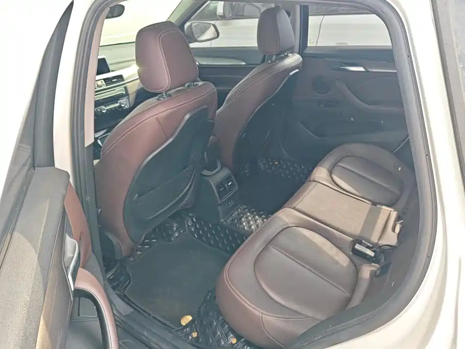 BMW X1 — миниатюра 11