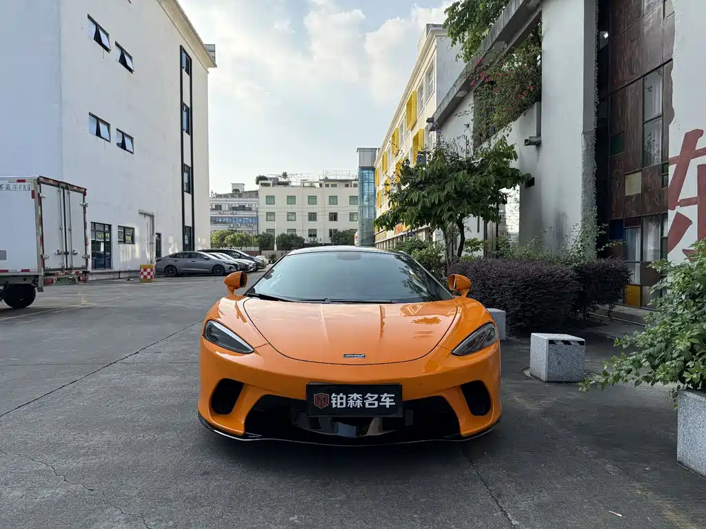 McLaren GT — миниатюра 9