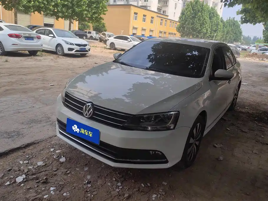 Volkswagen Sagitar 2019