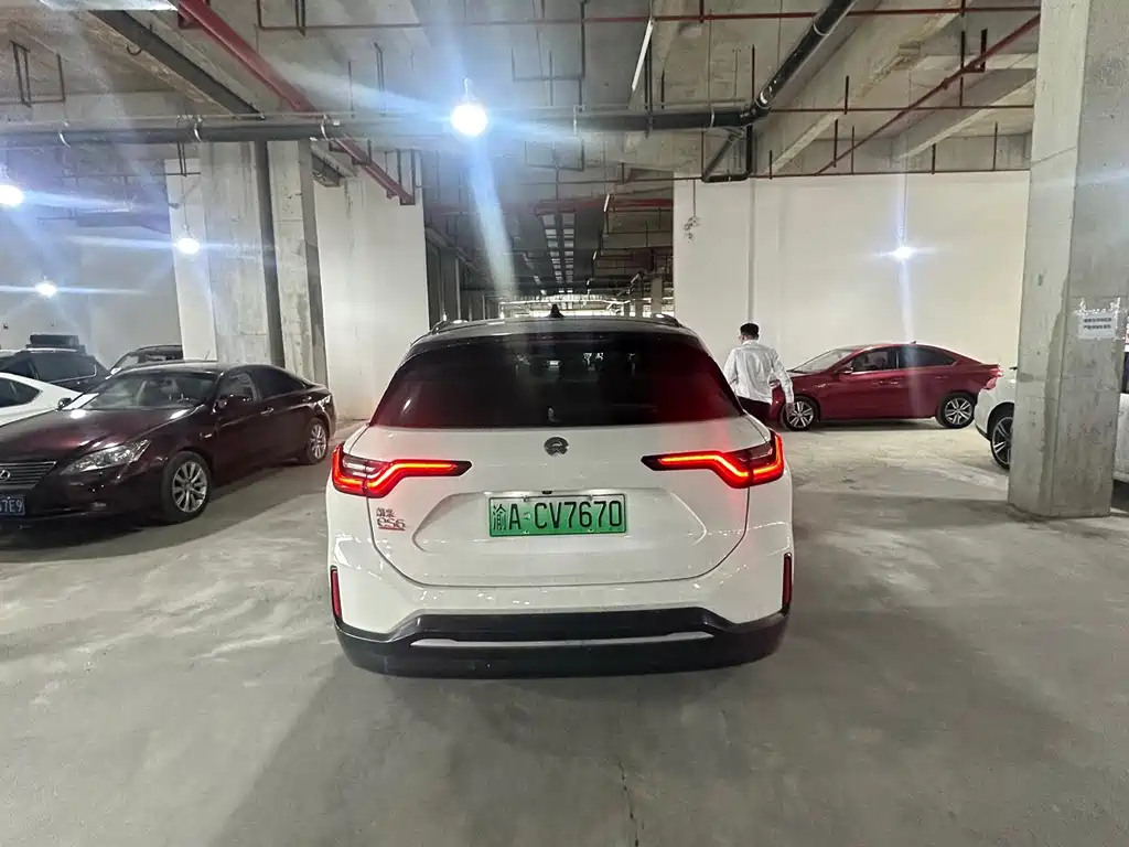 NIO ES6 — миниатюра 4