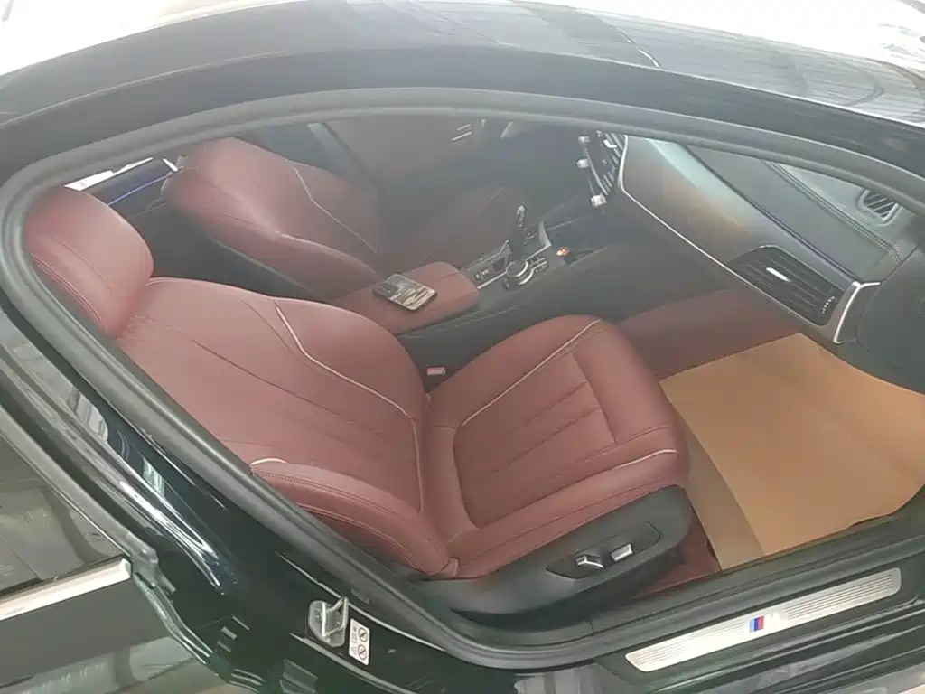 BMW 5 Series — миниатюра 25