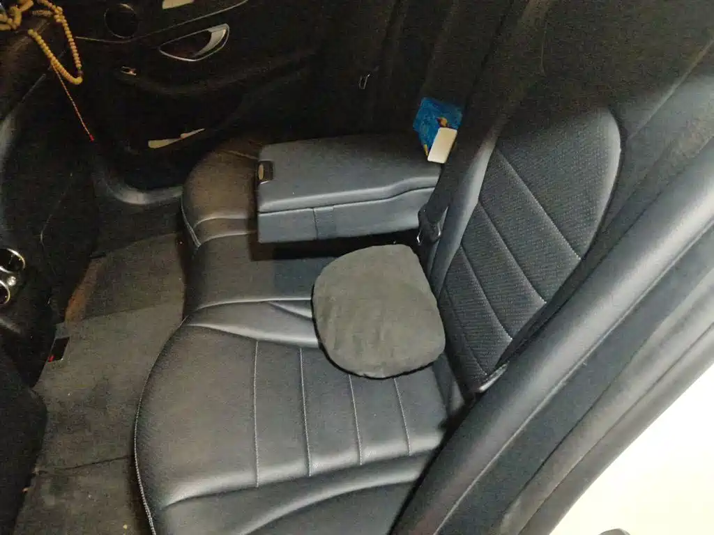 Mercedes-Benz C-Class — миниатюра 15