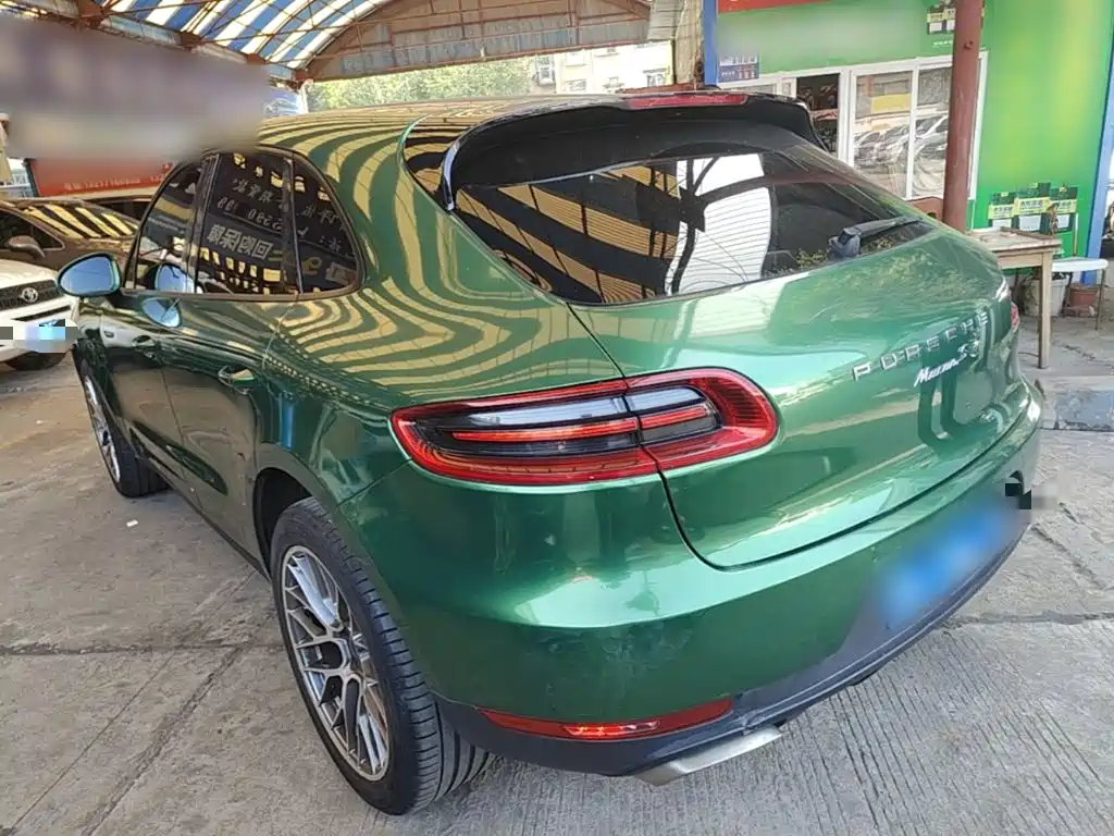 Porsche Macan — миниатюра 5
