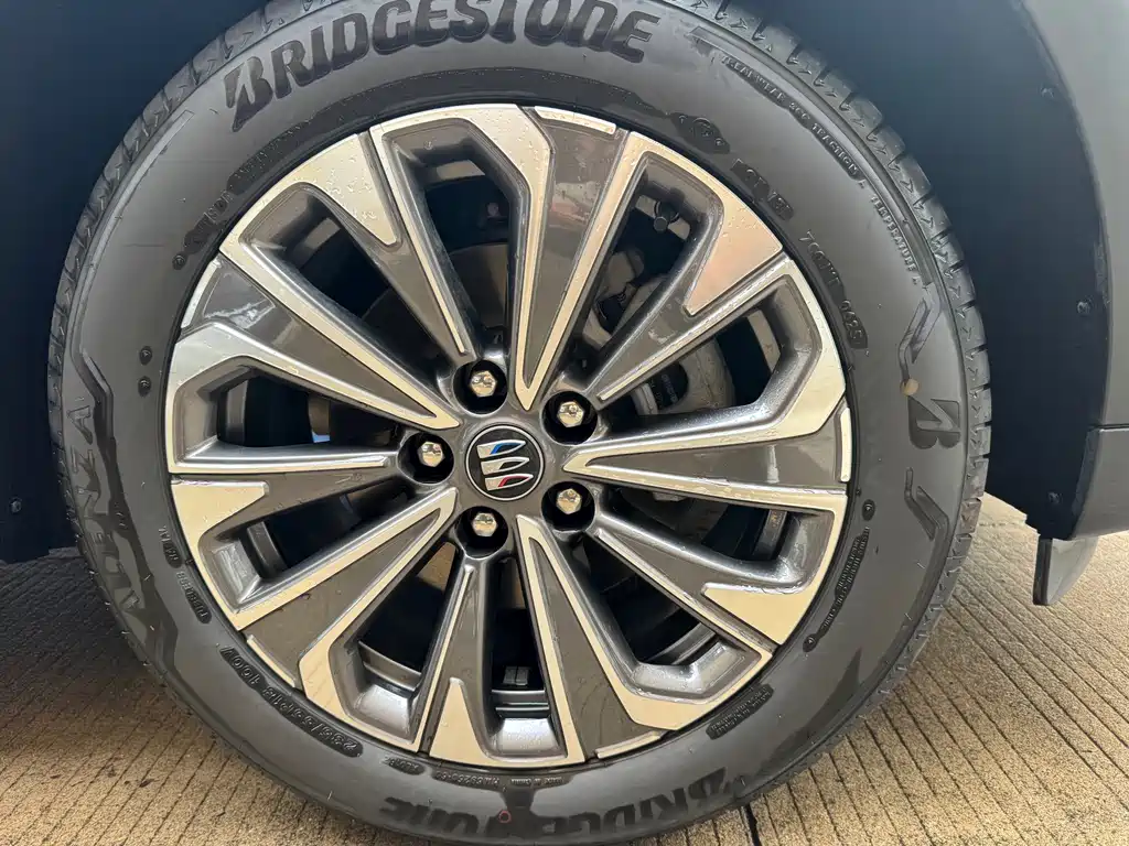 Buick Envision S — миниатюра 5