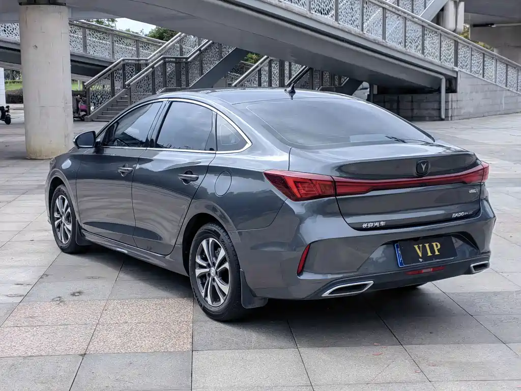 Changan Eado — миниатюра 6
