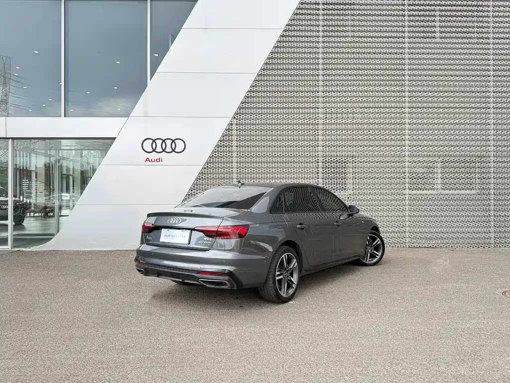 Audi A4L — миниатюра 4