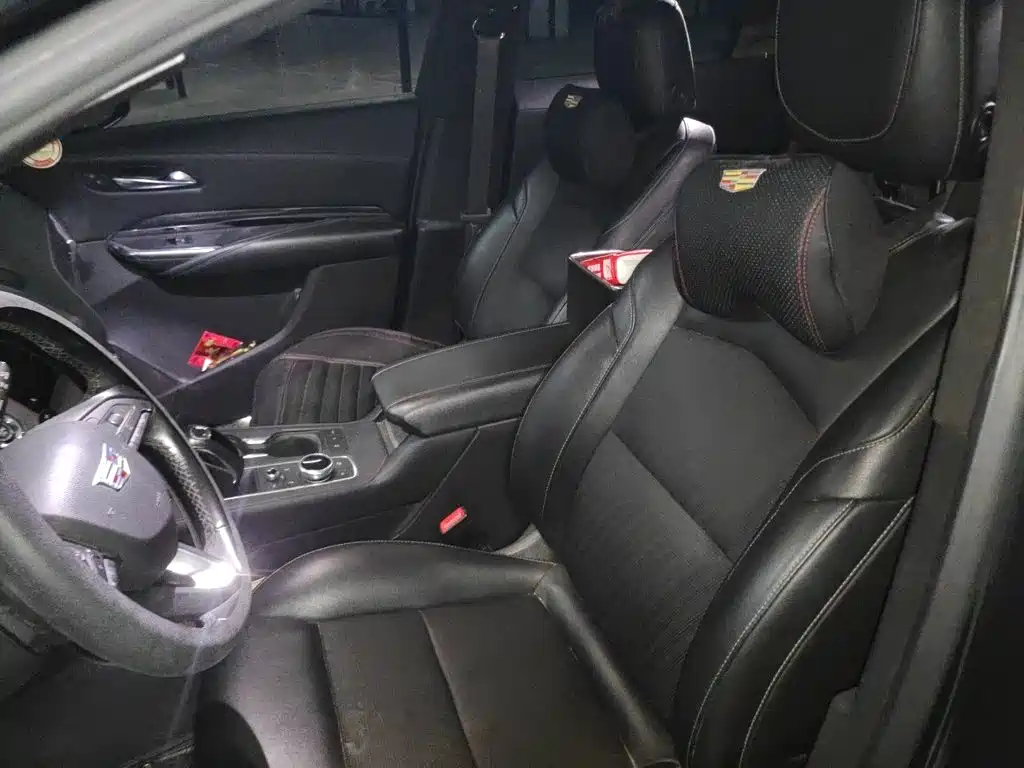 Cadillac XT4 — миниатюра 8