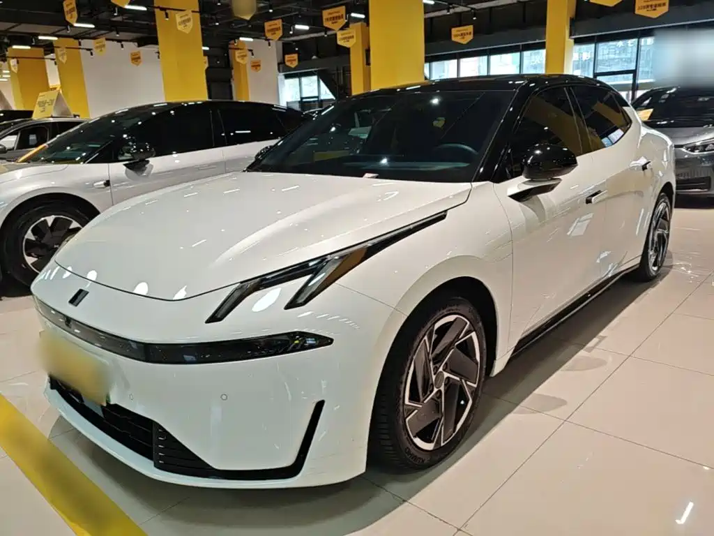 Lynk & Co 07 EM-P — миниатюра 2