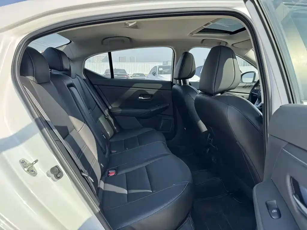 Nissan Sylphy — миниатюра 14