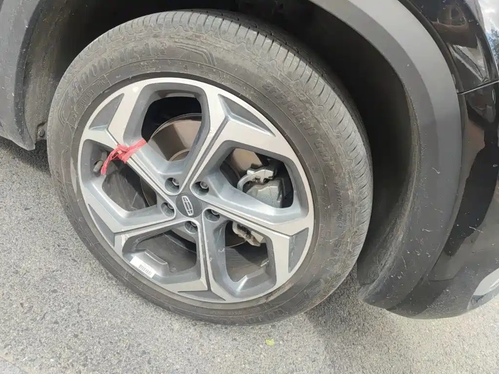 Geely Xingyue L — миниатюра 8