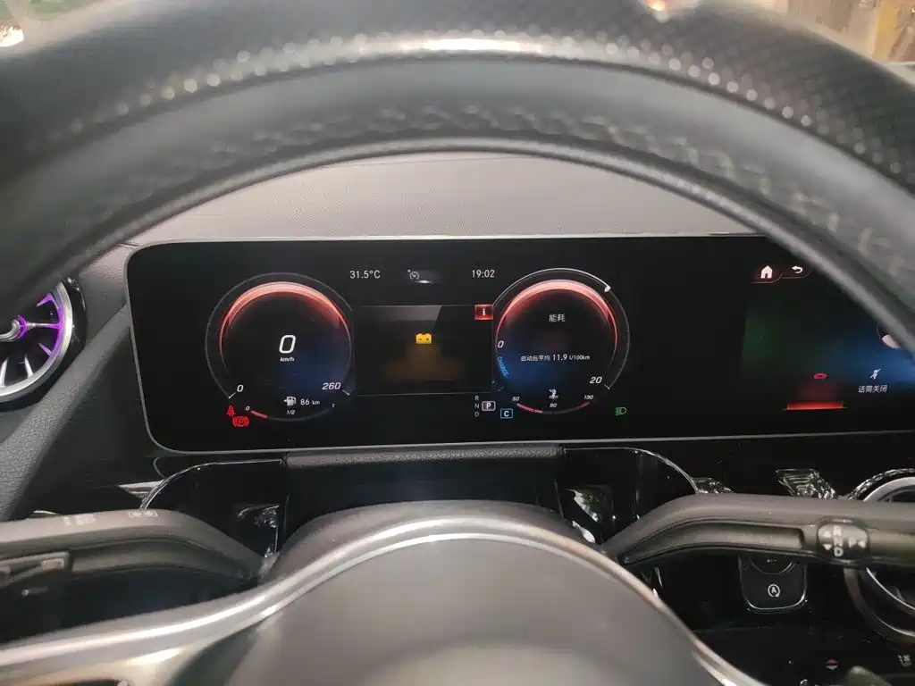 Mercedes-Benz GLA — миниатюра 4
