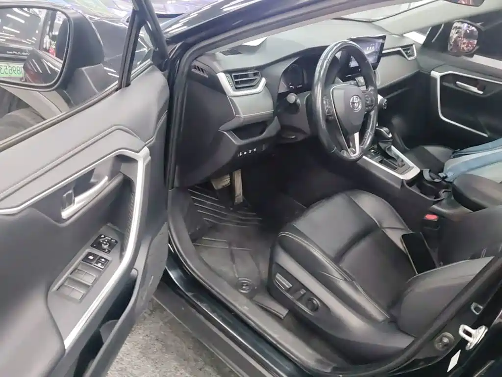 Toyota Wildlander — миниатюра 16
