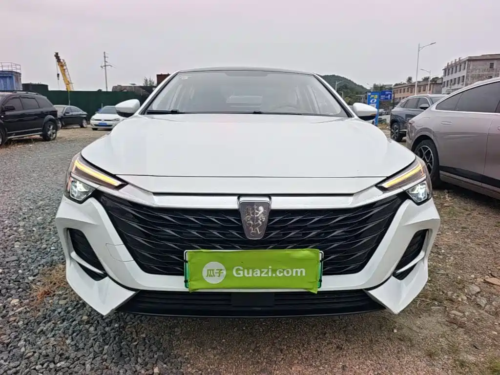 Roewe i6 MAX New Energy — миниатюра 3