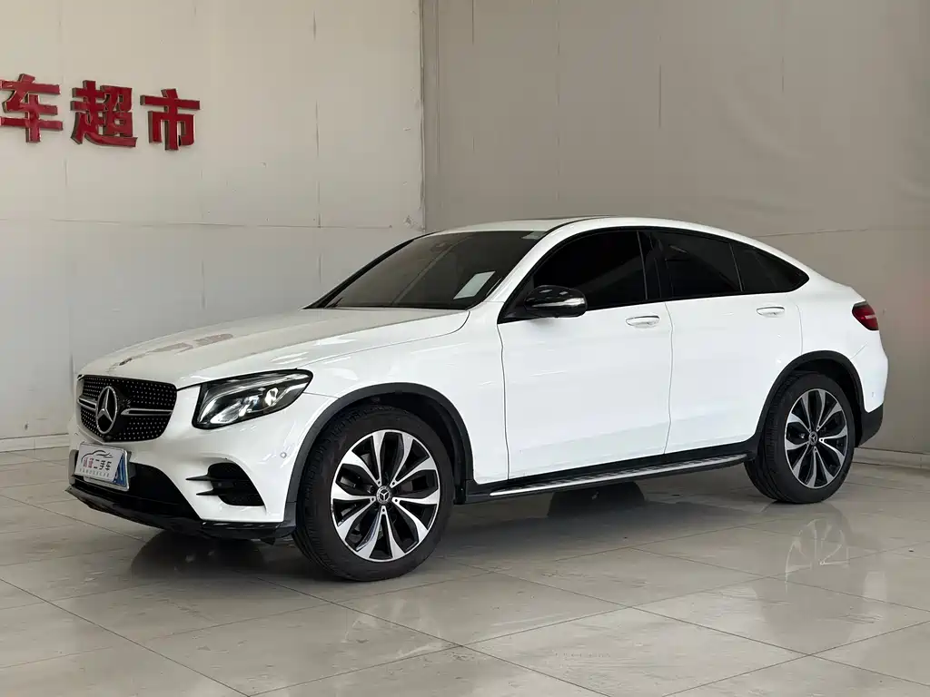 Mercedes-Benz GLC Coupe 2019 GLC 260 4MATIC Coupe SUV
