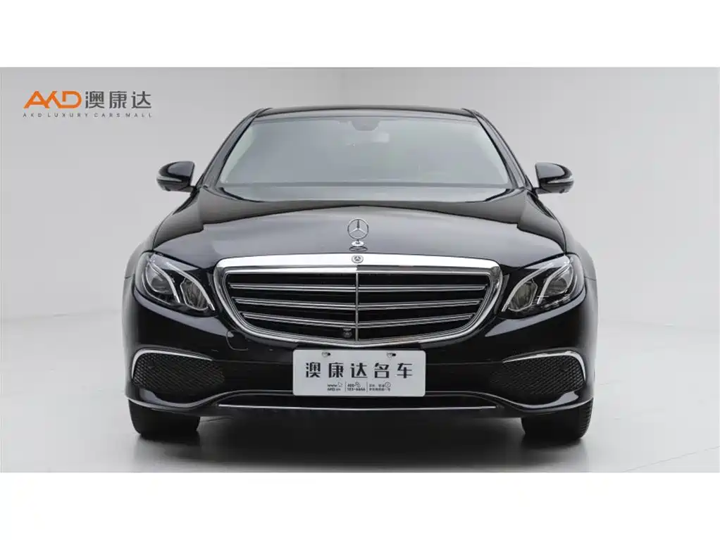 Mercedes-Benz E-Class — миниатюра 2
