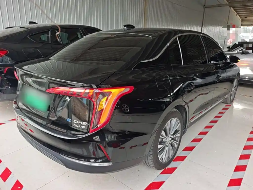 Hongqi Hongqi E-QM5 — миниатюра 7