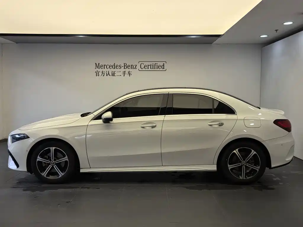Mercedes-Benz A-Class — миниатюра 3