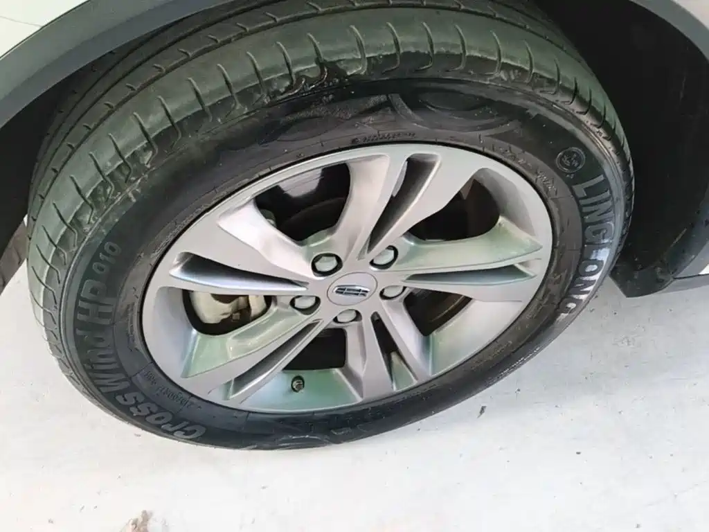 Geely Jia Ji — миниатюра 23